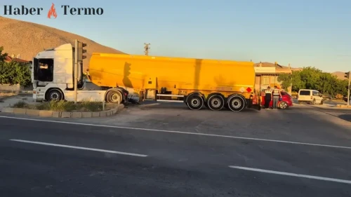 Niğde'de Motosiklet Kazası: 84 Yaşındaki Sürücü Hayatını Kaybetti!