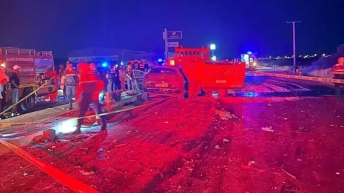 Balıkesir Ayvalık'ta Feci Kaza: 1 Ölü, 2 Ağır Yaralı!