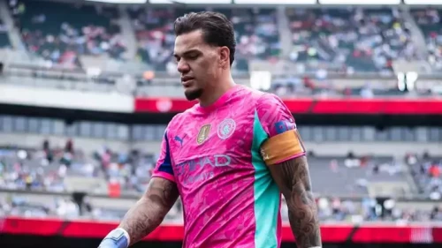 Galatasaray'da Ederson Krizi: Lammens İngiltere'ye Uçtu, Martinez İçin Yeni Teklif