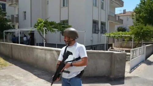 Aksaray'da Tüfekli Dehşet: Şüpheli Şahıs Polise Yakalandı!
