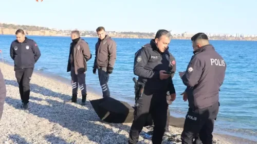Antalya Konyaaltı Sahilinde Oltaya Takılan Ceset Şoke Etti