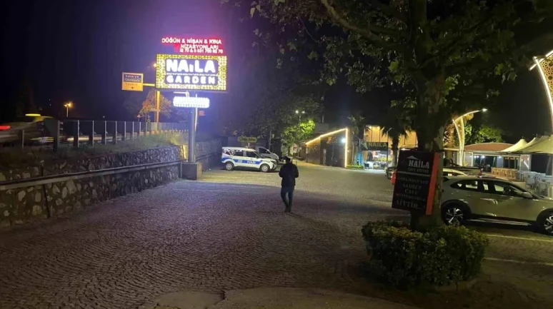 İzmit'te Düğün Salonunda Disko Topunun Düşmesiyle Dehşet Yaşandı!