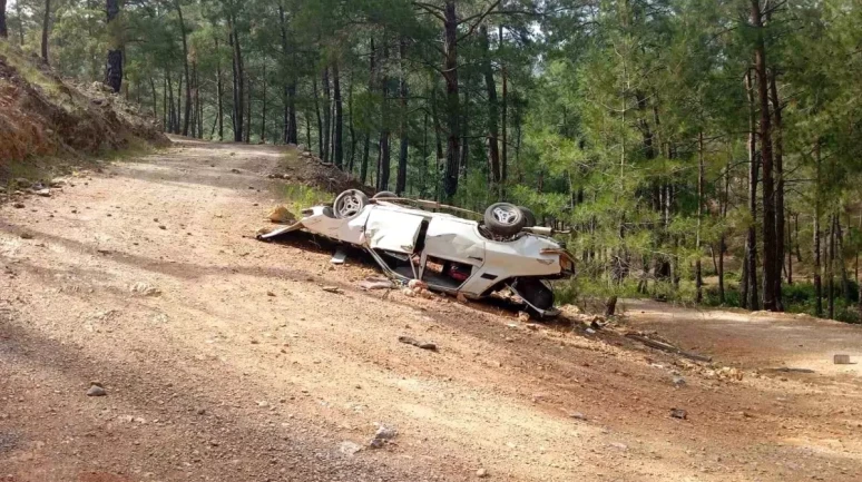 Gazipaşa'da Araç Kaza Yaptı, Sürücü Gürkan D. Yaralandı!