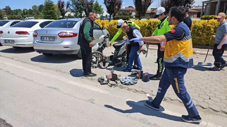 Bursa İnegöl'de Elektrikli Bisiklet Kullanıcısı Kaza Yaptı!