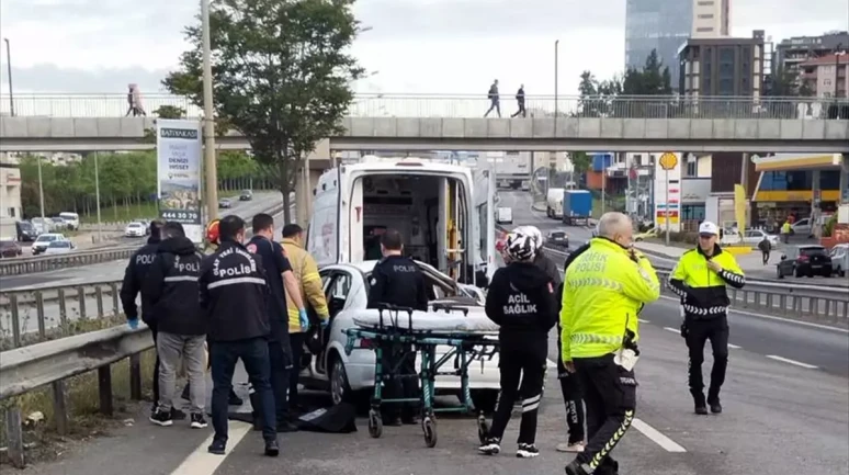 İstanbul Kartal'da Trafik Kazası: Ayşe D. Öldü, 4 Yaralı Var!