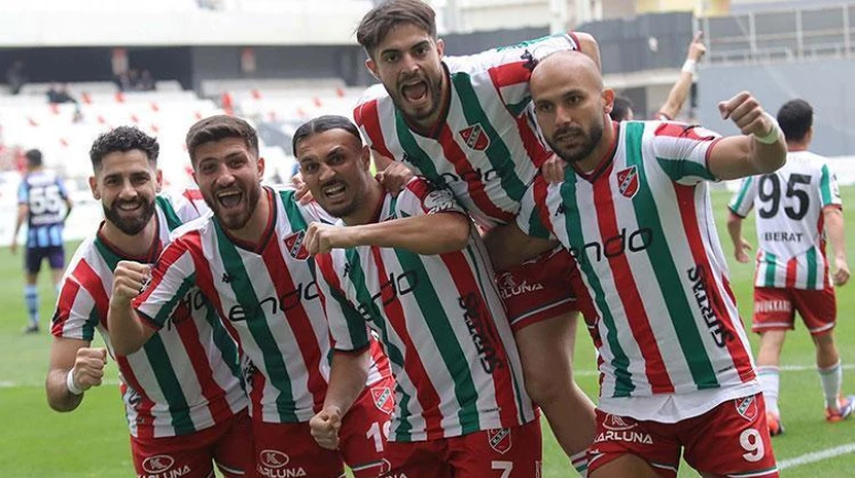 Karşıyaka, final yolunda ilk maçta önemli bir adım attı!