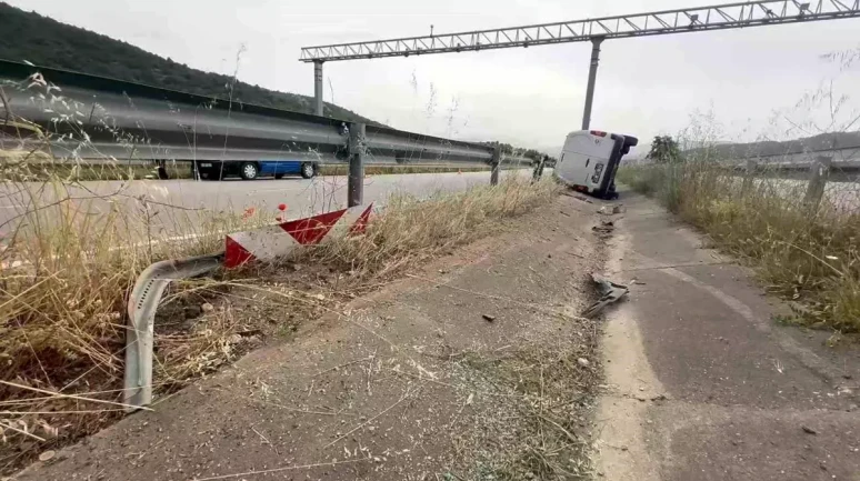 Amasya Taşova'da Trafik Kazası: İki Kişi Yaralandı!