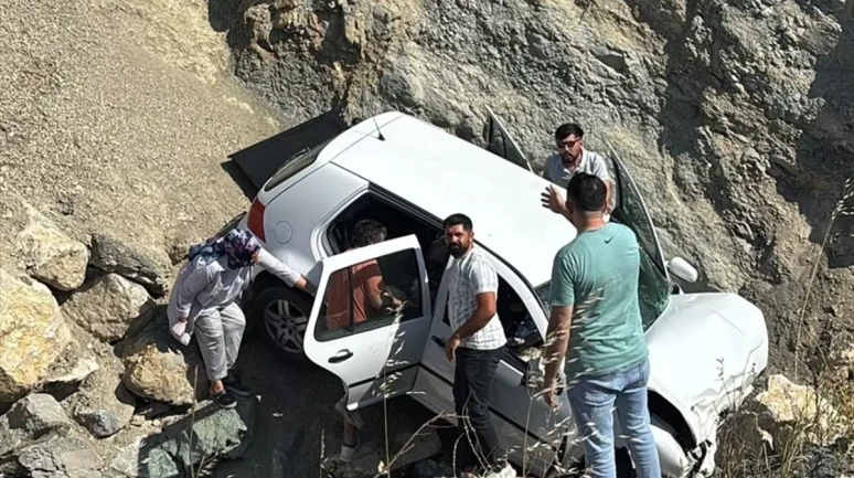 Akhisar'da Menfeze Düşen Araçtaki Şimal Vural Hayatını Kaybetti!