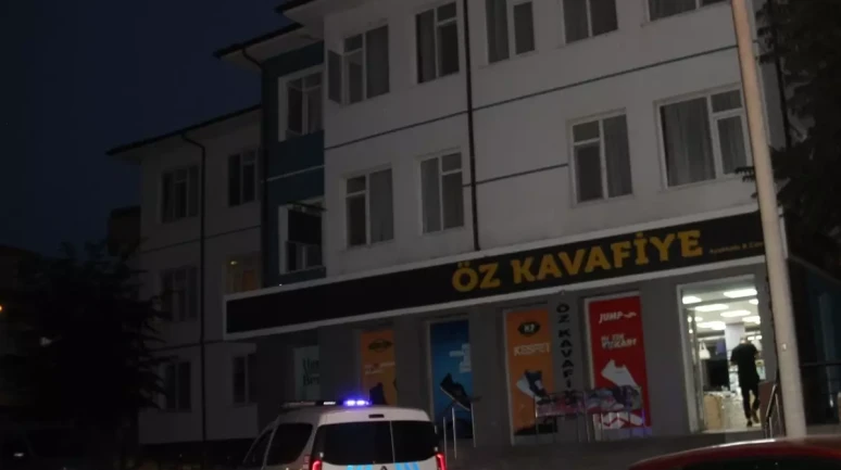 Konya Beyşehir'de Küçük Bir Çocuk Pencereden Düşerek Yaralandı!