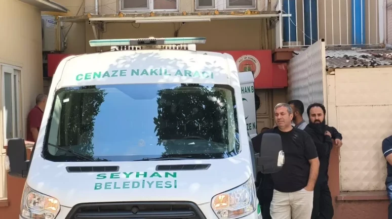 Adana'da Ölen Metin Yıldırım ve Kızlarının Cenazesi Tarsus'a Götürüldü