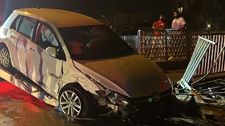 İskenderun'da meydana gelen trafik kazasında 4 kişi yaralandı!