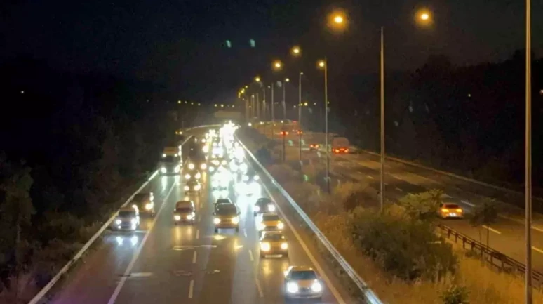 Şimdiden Kurban Bayramı Trafiği Düzce'de Aşırı Yoğunlaştı!