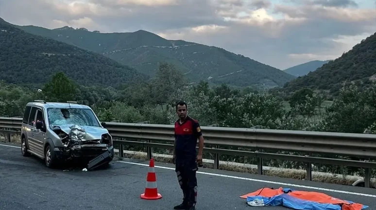 Bilecik Osmaneli'nde Trafik Kazası: Recep Barut Öldü, 5 Yaralı!