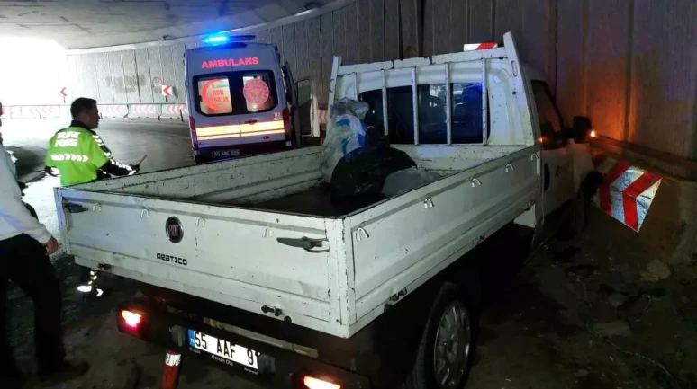 Samsun'da Ucube Kavşak'ta Ardı Ardına İki Trafik Kazası Meydana Geldi