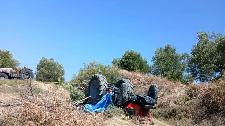 Traktör Devrildi, Oğul  Bilal Yılmaz Hayatını Kaybetti!