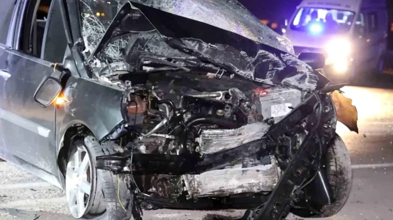 Aksaray'da Felaket Trafik Kazası: Sürücü Ağır Yaralandı!