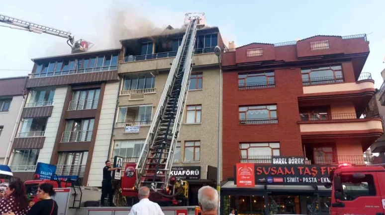 Ankara'da Bir Binada Çıkan Yangın Herkesi Korkuttu!