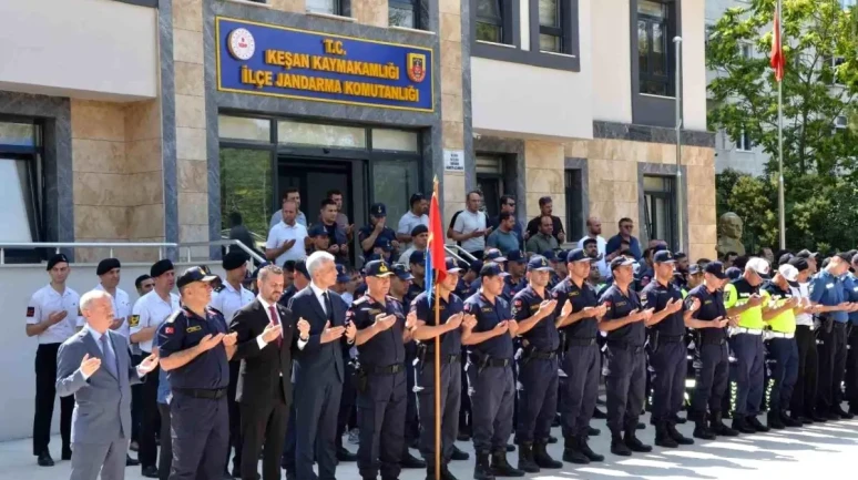 Edirne Keşan'da Faciada Çavuş Erkan Özkan, Gencay Oskan ve 5 aylık hamile eşi Seray Oskan Öldü!