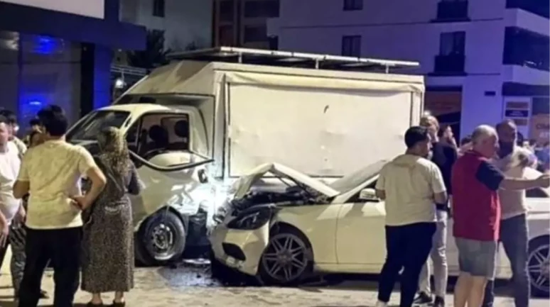 Elazığ'da Meydana Gelen Trafik Kazasında 3 Kişi Yaralandı!