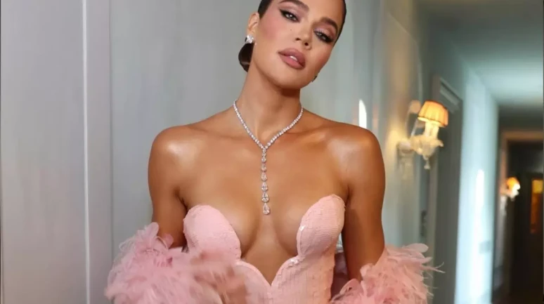Khloe Kardashian ne yaptırdıysa açıkladı! Estetik listesi olay oldu!