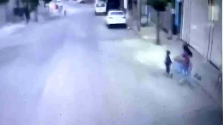 Gaziantep'te Trafik Kazası: 3 Yaşındaki Çocuk Hayatını Kaybetti