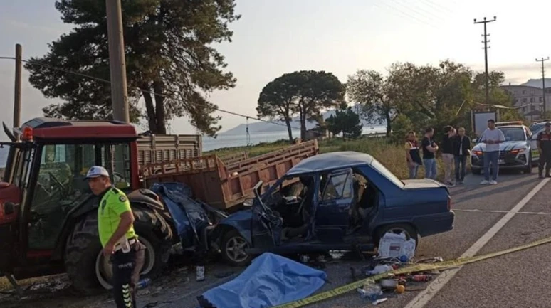 Ordu'da Feci Kaza: Park Halindeki Traktöre Çarpan Otomobil Sürücüsü Mehmet Demir Hayatını Kaybetti!