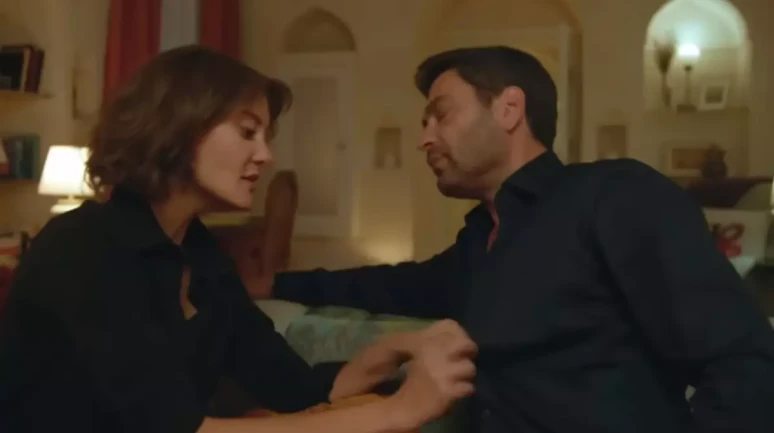 Yatak sahnesiyle gündeme gelen Mine Kılıç için şok ayrılık iddiası!
