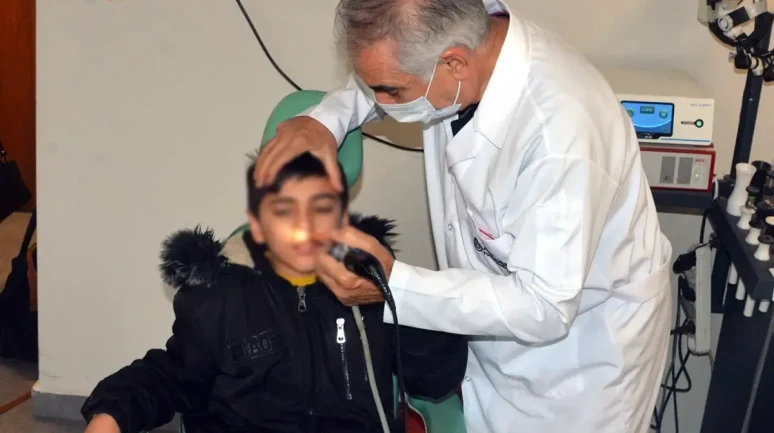 Burun Kaşıntısı Deyip Geçmeyin: Çocuğun Burnundan Çıkanlar Şaşırttı