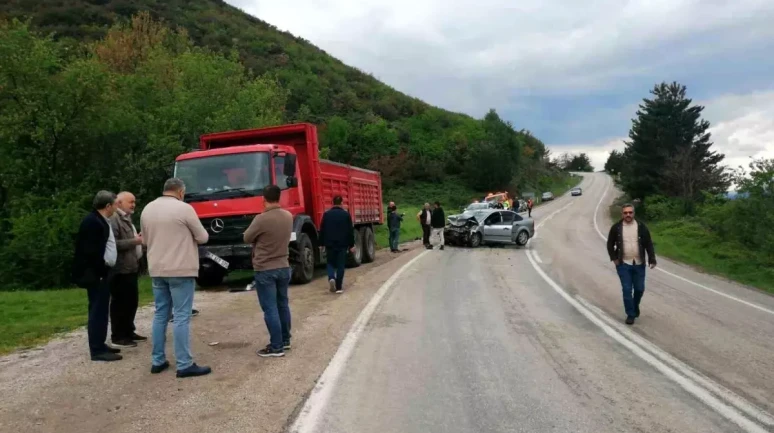 Tokat Niksar'da Trafik Kazası: Sürücü Hayatını Kaybetti