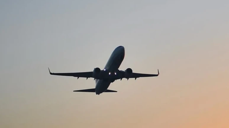 Hava yolu şirketlerinden İsrail kaynaklı uçuş iptali!