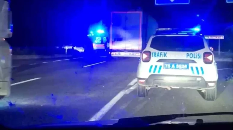 Ardahan'da meydana gelen trafik kazasında 4 kişi yaralandı!