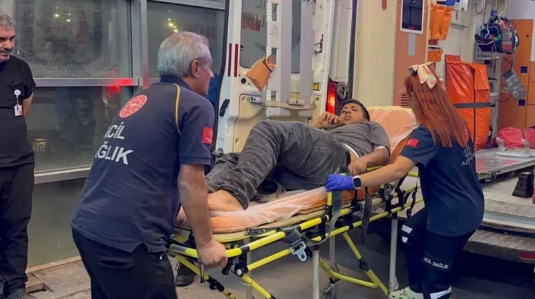 Adıyaman'da Motosiklet Devrildi: Sürücü Yaralandı!