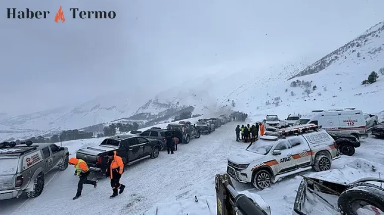 Van ve Artvin'de Çığ Faciası: 1 Ölü, 1 Yaralı, 2 Kişi Kayıp