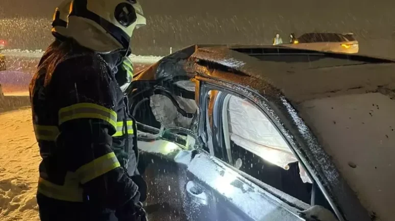 Ameliyat Sonrası Acı Veda: Siirt-Batman Yolunda Kar Küreme Aracı Kazası