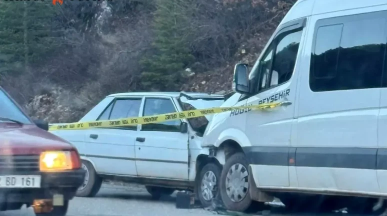 Beyşehir'de Feci Trafik Kazası: Baba Oğlun Yanında Hayatını Kaybetti