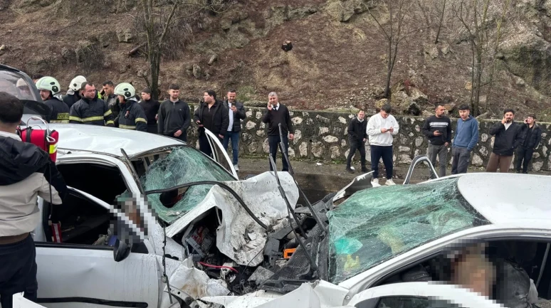 Burdur'da Feci Kaza: 7 Kişi Öldü, Vefat Edenlerin Tüm İsimleri.