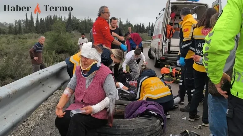 Antalya'da Yolcu Otobüsü Devrildi: 9 Kişi Hayatını Kaybetti