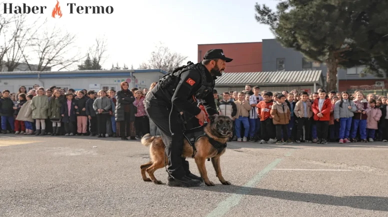 Bursa'da Afet Eğitimi: Minikler Depreme Hazırlanmayı Öğrendi